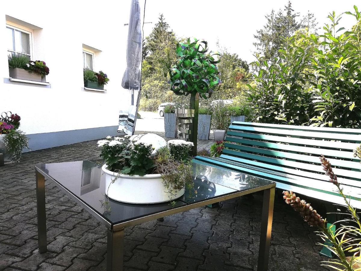 Ferienwohnung Hirmer Zirndorf Bagian luar foto